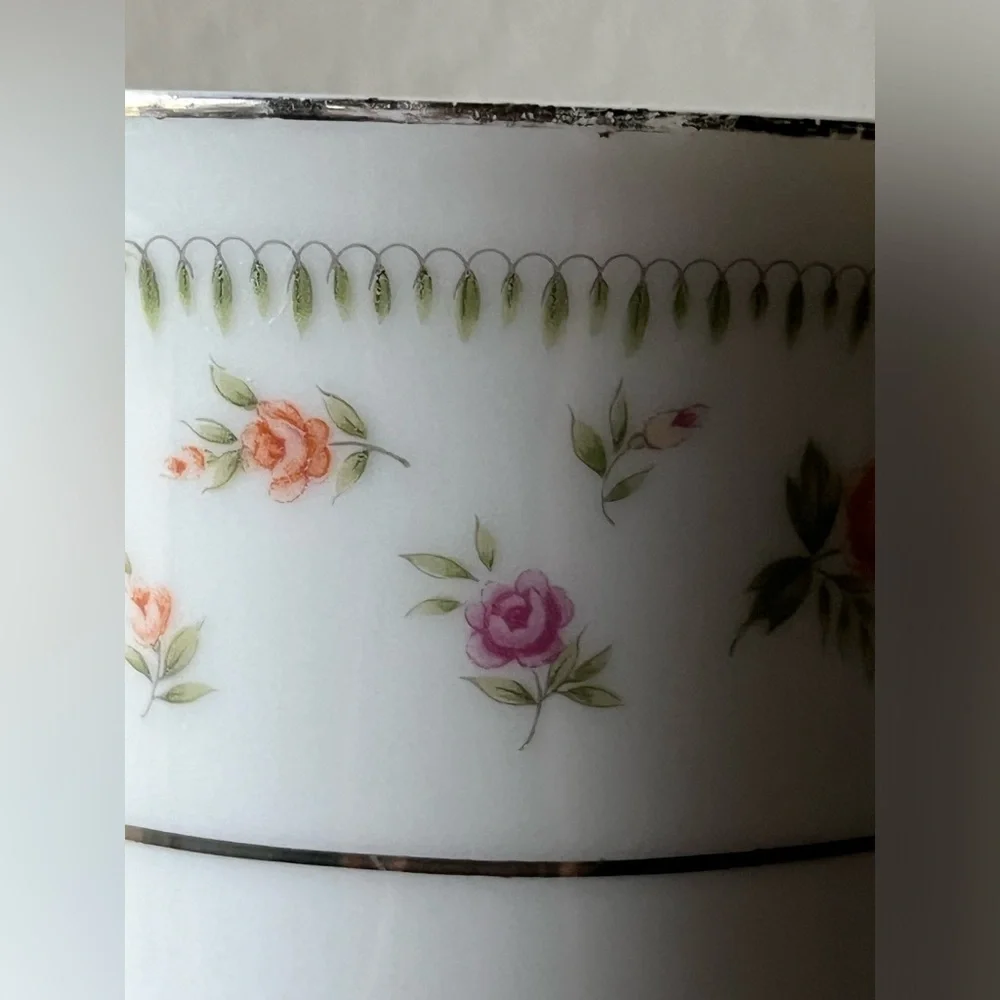 ABINGDON 💐Fine Porcelain China Footed Coffee Cup